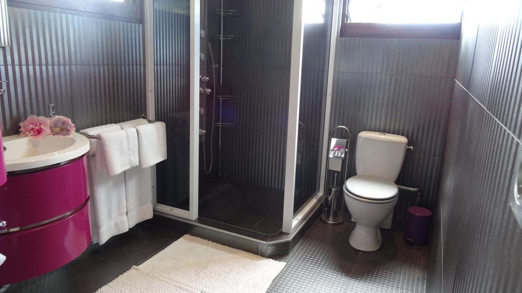 Fare Sunny Otel Punaauia  Dış mekan fotoğraf