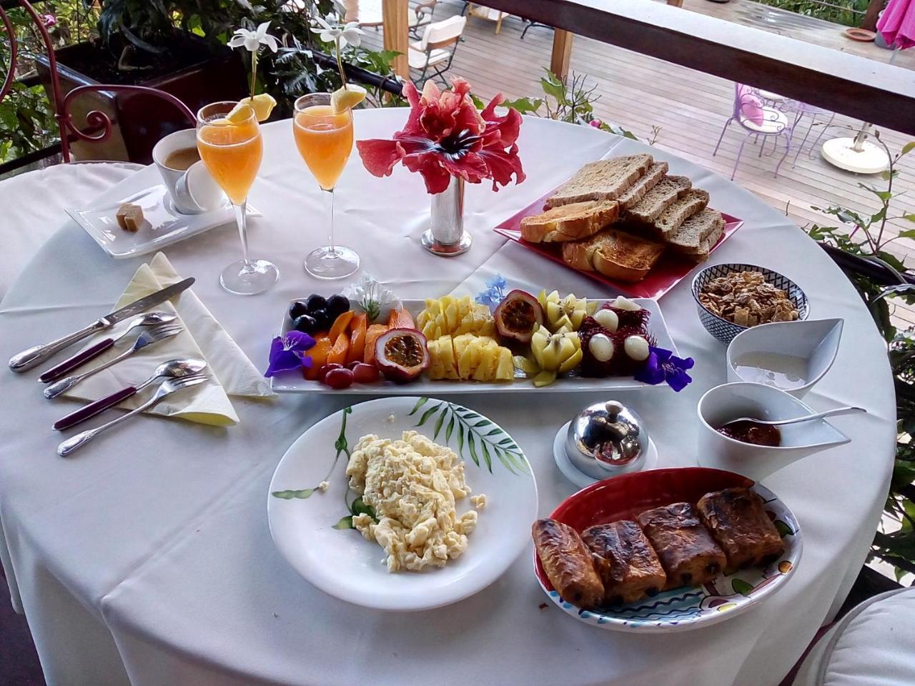 Fare Sunny Otel Punaauia  Dış mekan fotoğraf